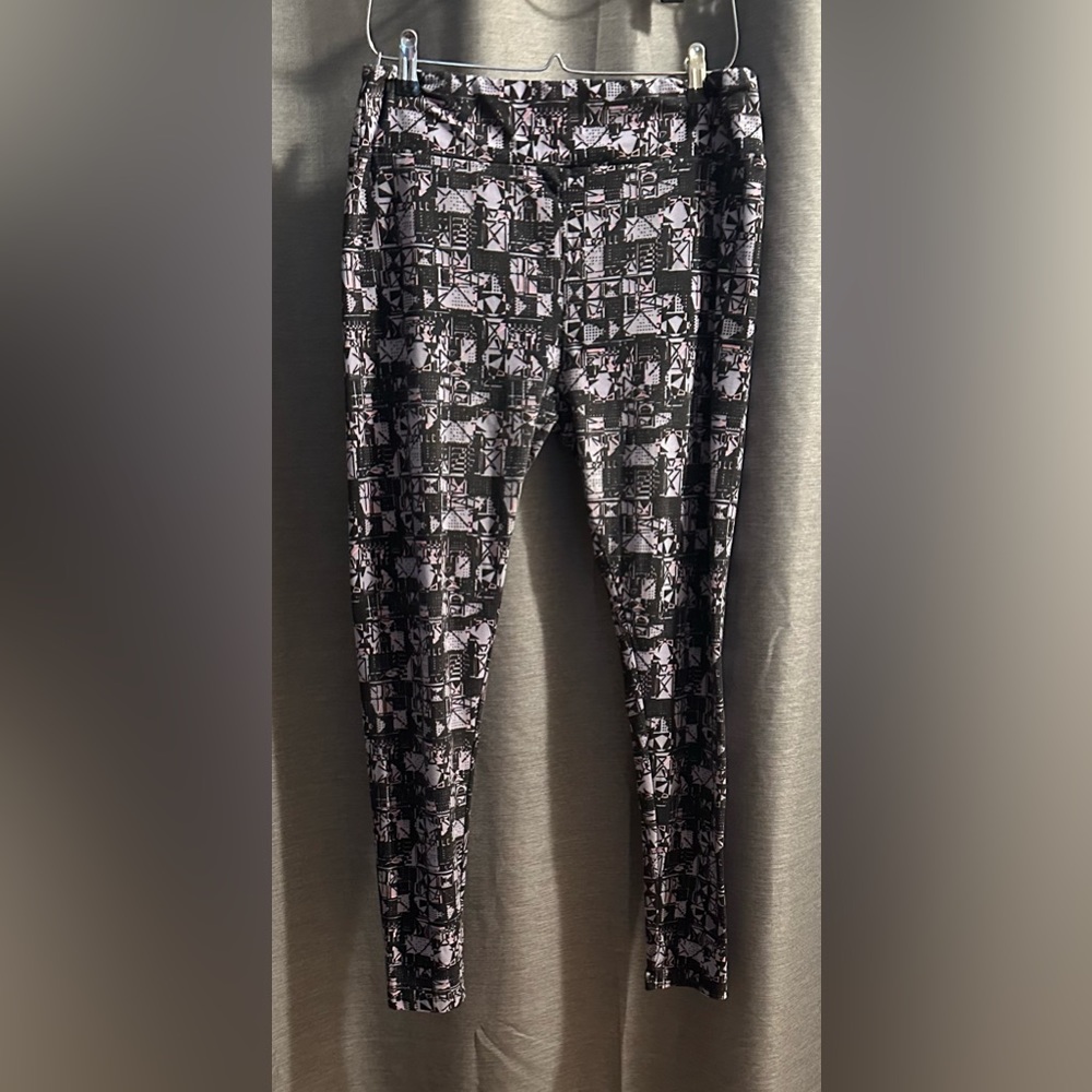 Pink and Black LuLaRoe leggings